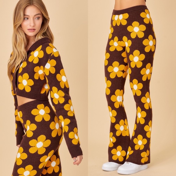 *24 FRIDAY SALE* Living The Life Brown Daisy Print Knit Crop Set - Picture 5 of 9